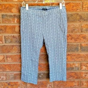 RW&CO Stretchy Capri - Large